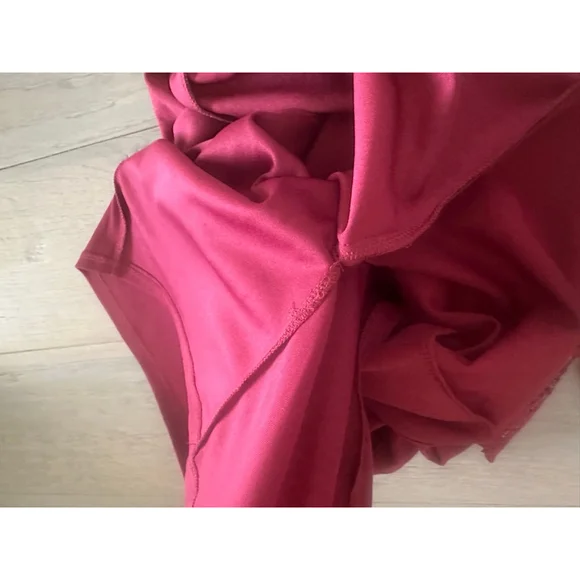 Lulus Burgundy Lace Open Shoulder Bodycon Mini Dress Medium - Picture 9 of 9